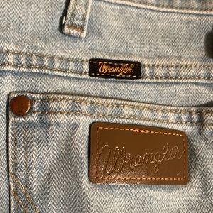 Wrangler slim cowboy cut bleach color jeans size 38x32